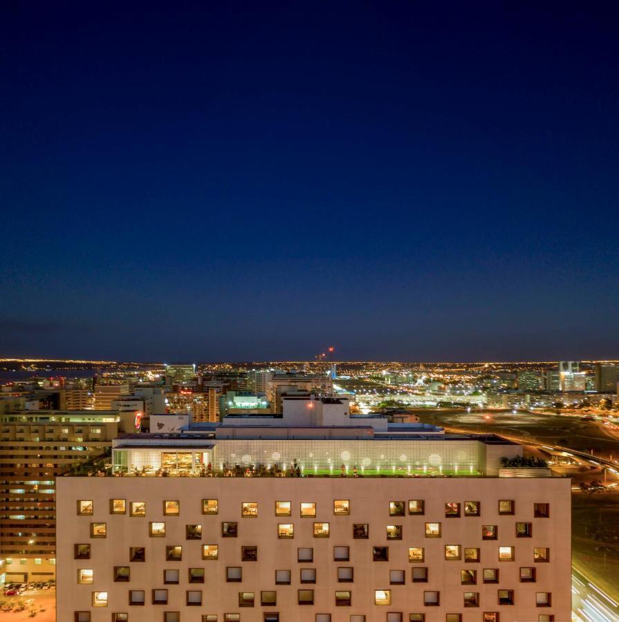Hotel B 5*