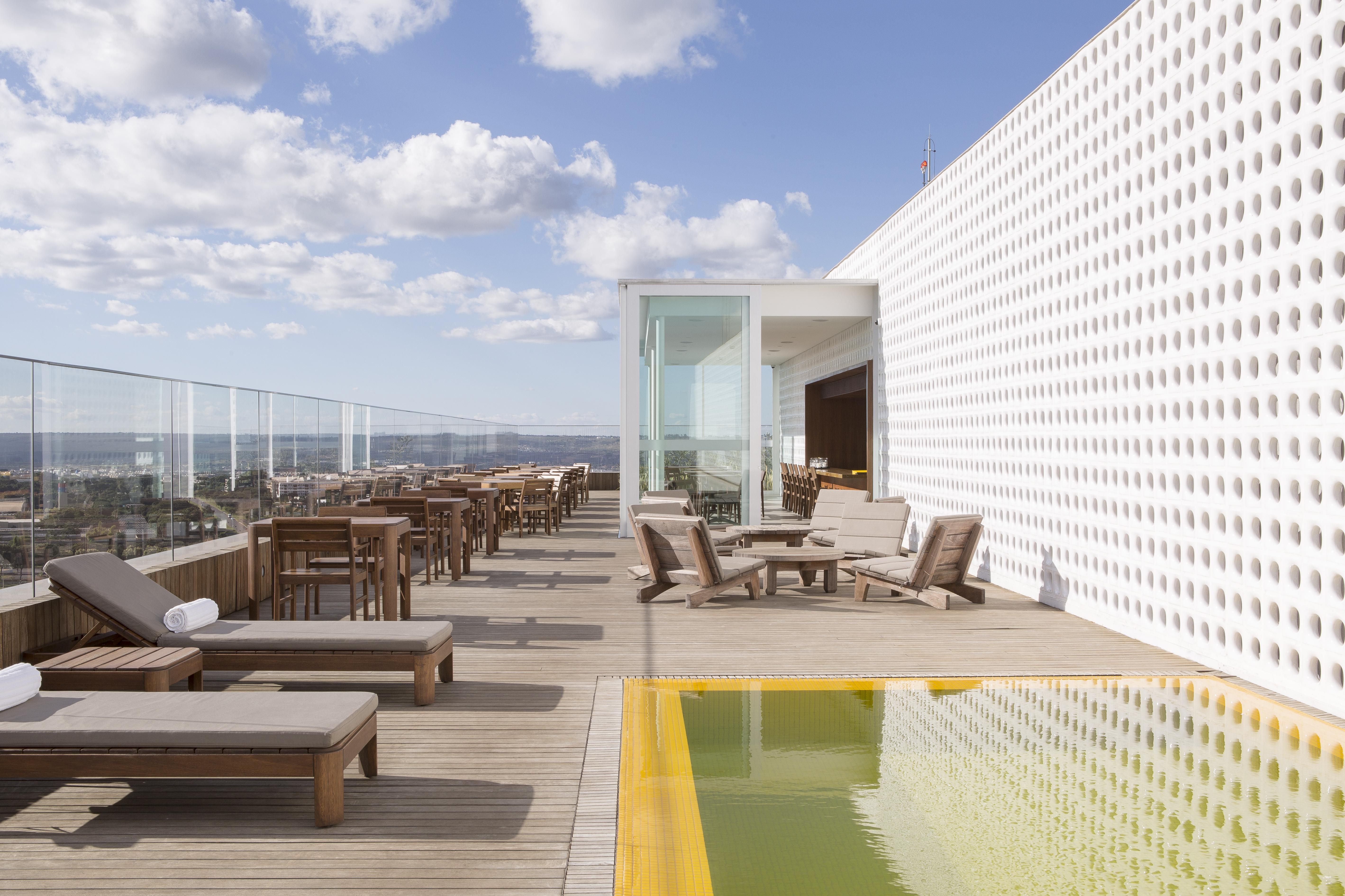B Hotel 5*